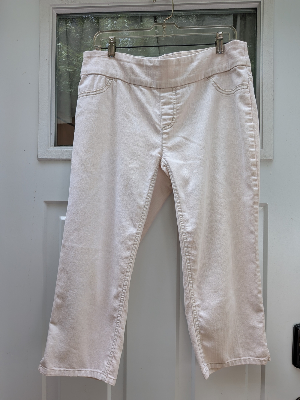 Chico's Cream Capri Lightweight Pants Size 0